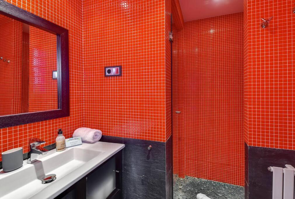 Big Stylish And Modern Apartment In Madrid Centre Eksteriør bilde