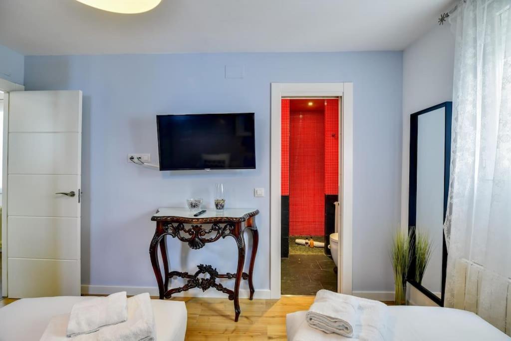 Big Stylish And Modern Apartment In Madrid Centre Eksteriør bilde