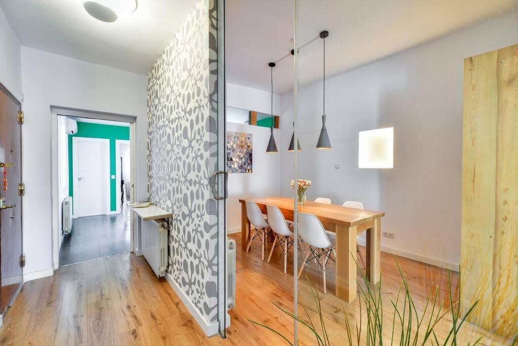 Big Stylish And Modern Apartment In Madrid Centre Eksteriør bilde