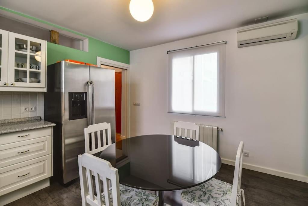 Big Stylish And Modern Apartment In Madrid Centre Eksteriør bilde